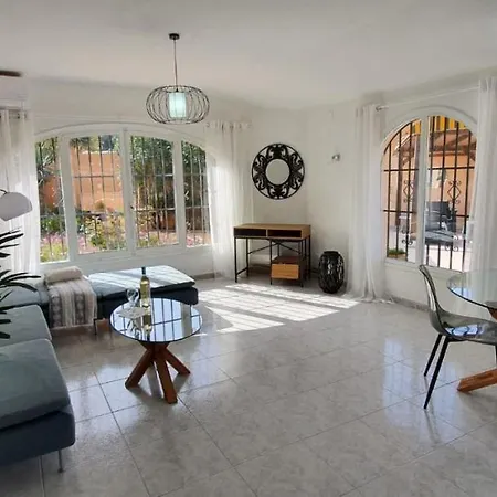 Cheerful 2-bedroom With Private Pool Villa *